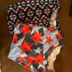 2 LulaRoe Tops